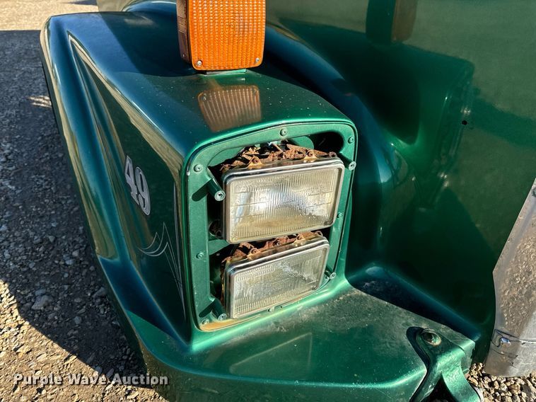 image for item EH7434 Semi truck hood