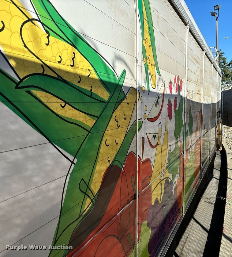 image for item EI4054 2010 Hackney Spectrum TS refrigerated van trailer