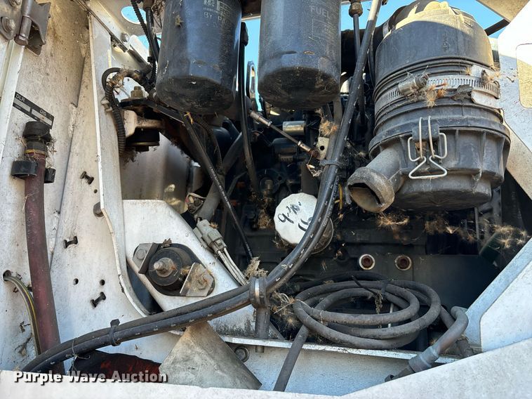 image for item EI4054 2010 Hackney Spectrum TS refrigerated van trailer