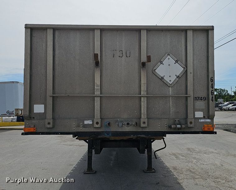 image for item IO9977 2001 Transcraft Eagle drop deck equipment trailer