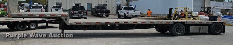 image for item IO9977 2001 Transcraft Eagle drop deck equipment trailer