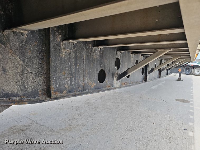 image for item IO9977 2001 Transcraft Eagle drop deck equipment trailer