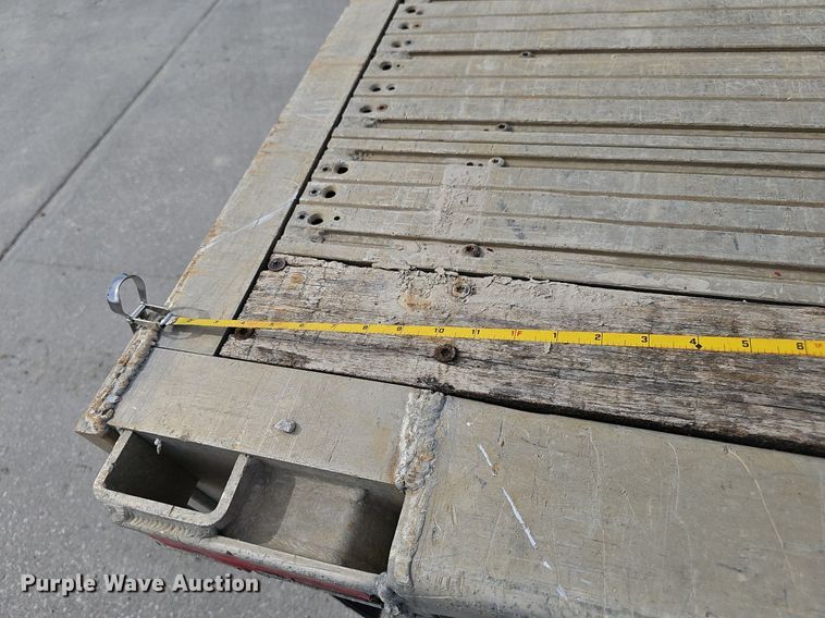 image for item IO9977 2001 Transcraft Eagle drop deck equipment trailer