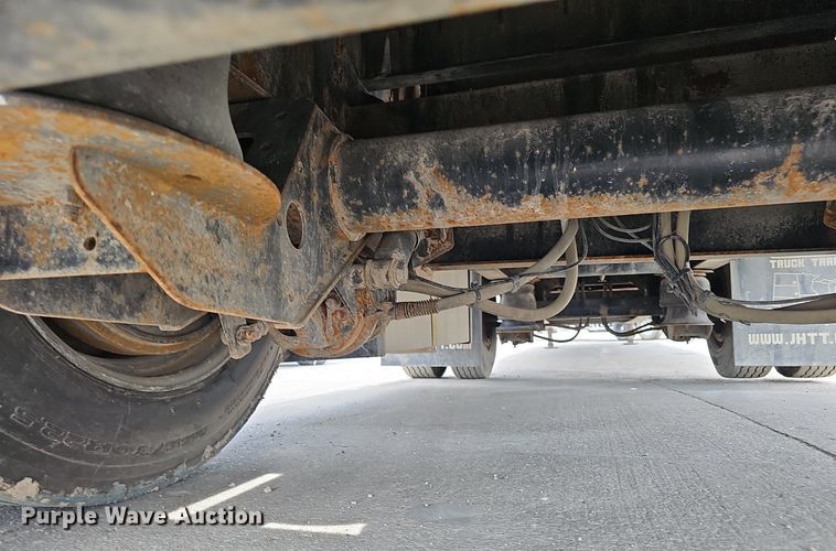 image for item IO9977 2001 Transcraft Eagle drop deck equipment trailer