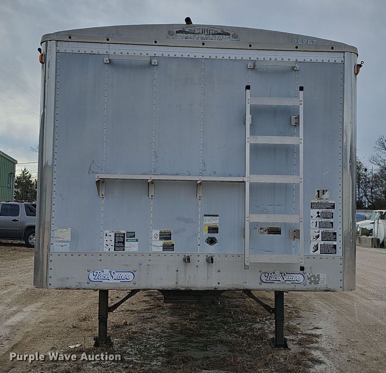 image for item OJ9263 2002 Wilson Hopper Trailer grain trailer