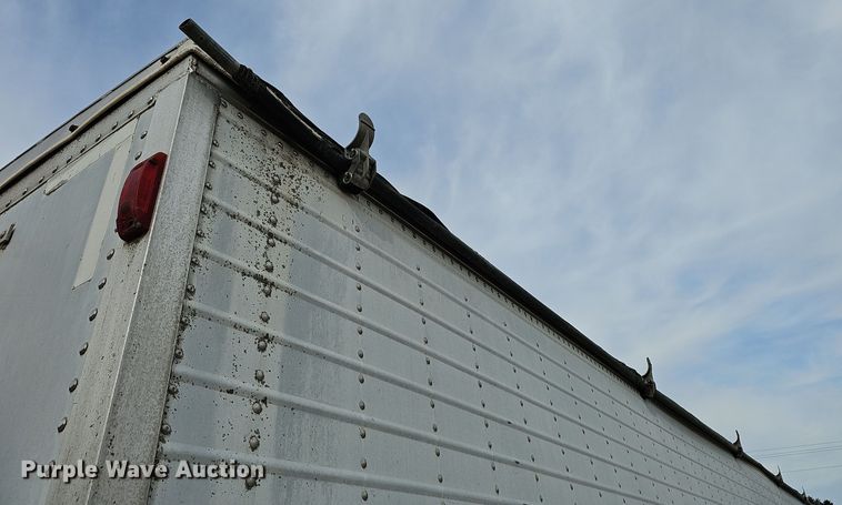 image for item OJ9263 2002 Wilson Hopper Trailer grain trailer