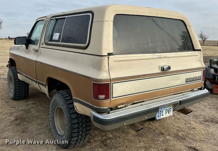 image for item DL0489 1990 Chevrolet Blazer SUV