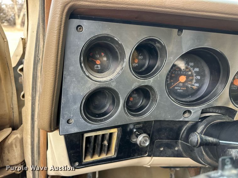 image for item DL0489 1990 Chevrolet Blazer SUV