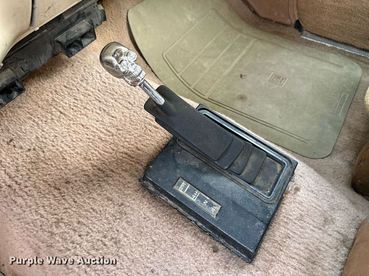 image for item DL0489 1990 Chevrolet Blazer SUV