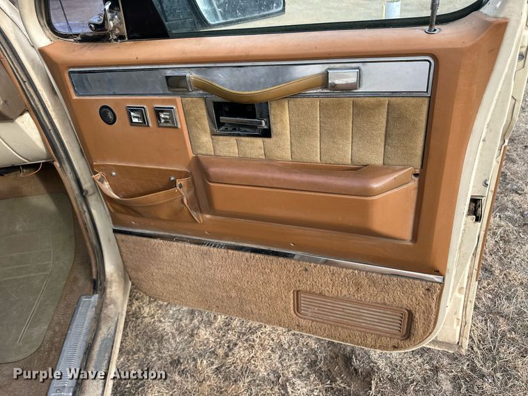 image for item DL0489 1990 Chevrolet Blazer SUV