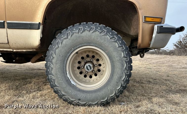 image for item DL0489 1990 Chevrolet Blazer SUV