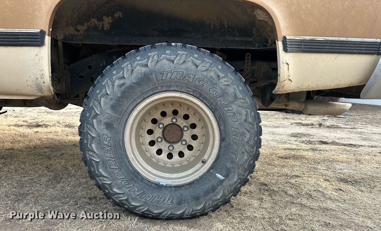 image for item DL0489 1990 Chevrolet Blazer SUV