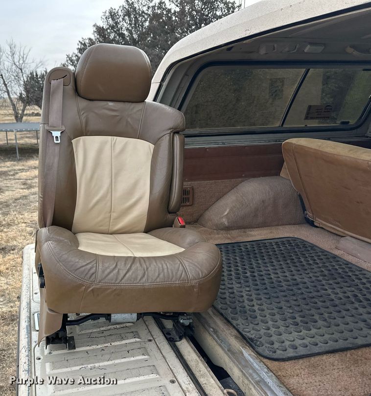 image for item DL0489 1990 Chevrolet Blazer SUV