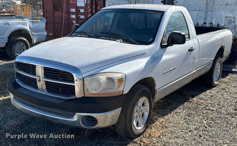 image for item DO0052 2006 Dodge Ram 1500 pickup truck