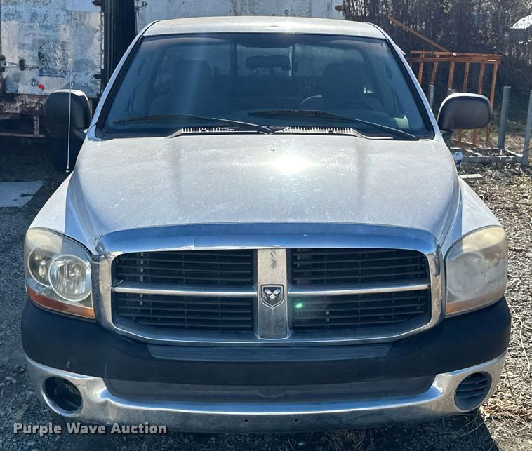image for item DO0052 2006 Dodge Ram 1500 pickup truck