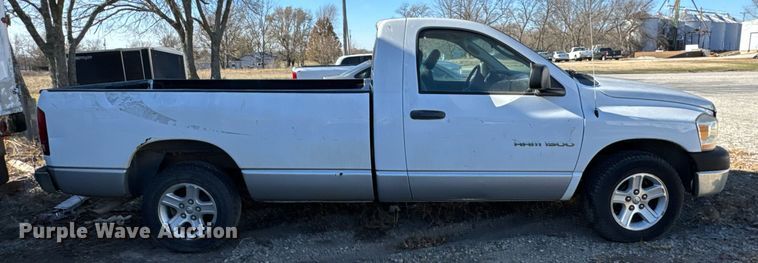image for item DO0052 2006 Dodge Ram 1500 pickup truck