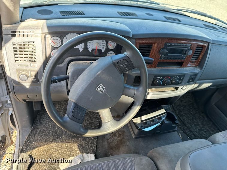 image for item DO0052 2006 Dodge Ram 1500 pickup truck