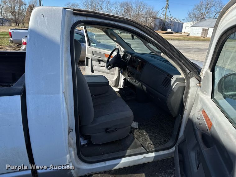 image for item DO0052 2006 Dodge Ram 1500 pickup truck