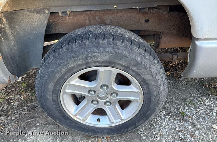 image for item DO0052 2006 Dodge Ram 1500 pickup truck