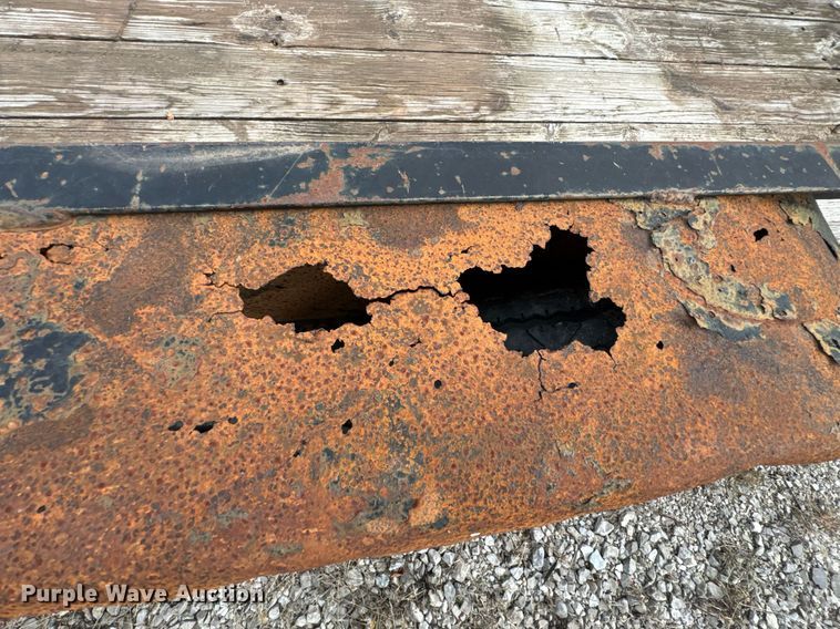 image for item DO0074 2016 Lamar utility trailer