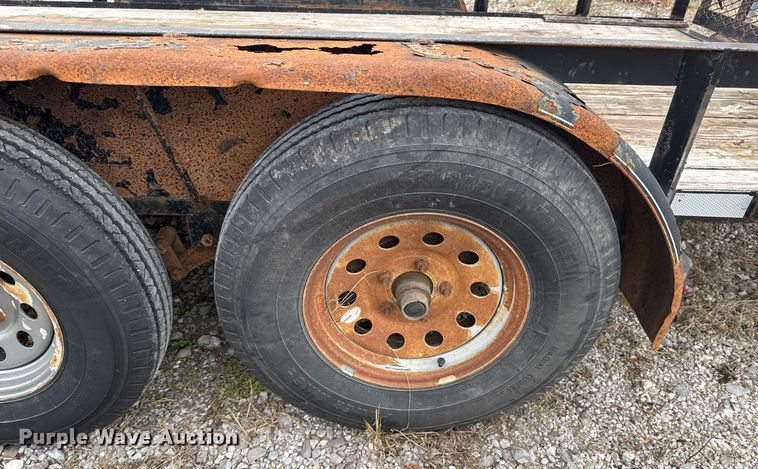 image for item DO0074 2016 Lamar utility trailer