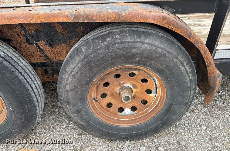 image for item DO0074 2016 Lamar utility trailer