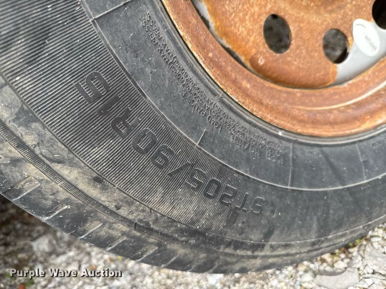 image for item DO0074 2016 Lamar utility trailer