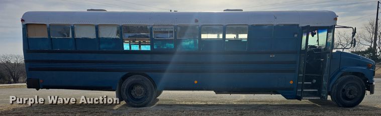 image for item DO7740 1999 Freightliner  FS65 bus