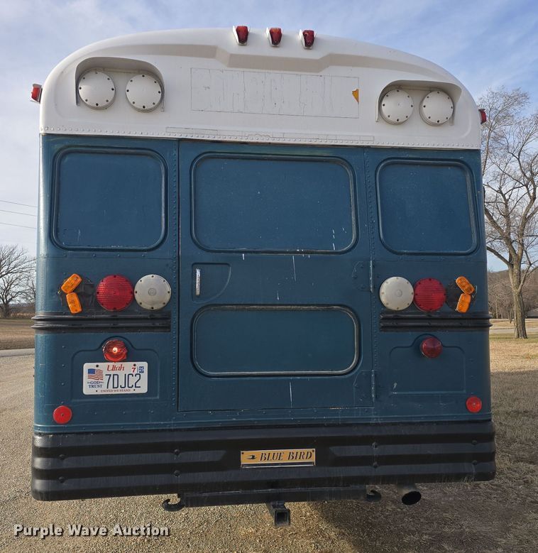 image for item DO7740 1999 Freightliner  FS65 bus