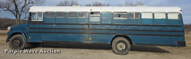 image for item DO7740 1999 Freightliner  FS65 bus