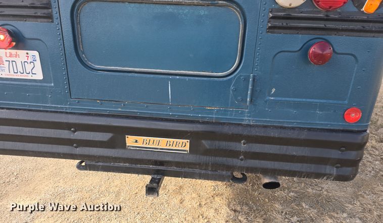 image for item DO7740 1999 Freightliner  FS65 bus