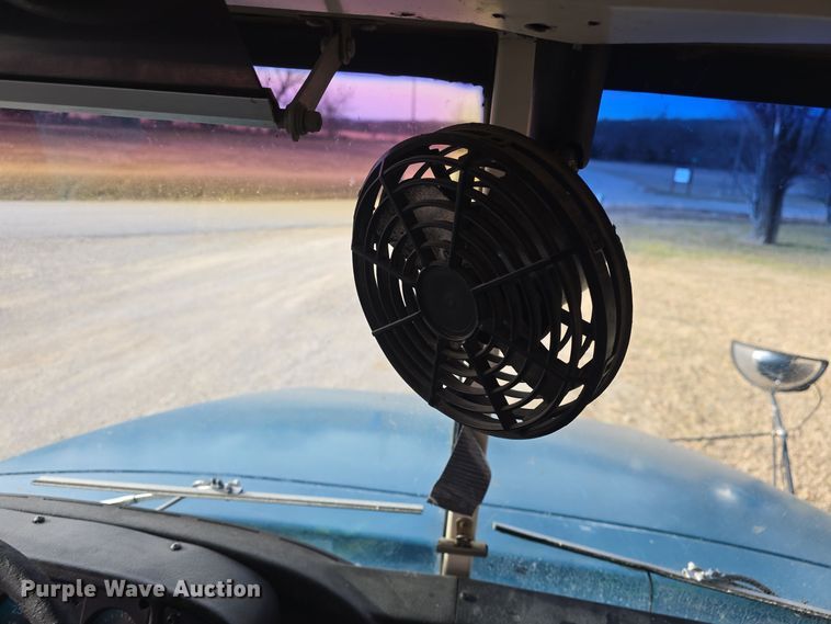 image for item DO7740 1999 Freightliner  FS65 bus