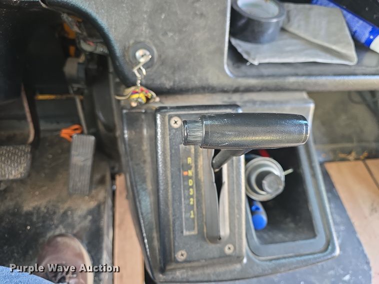 image for item DO7740 1999 Freightliner  FS65 bus