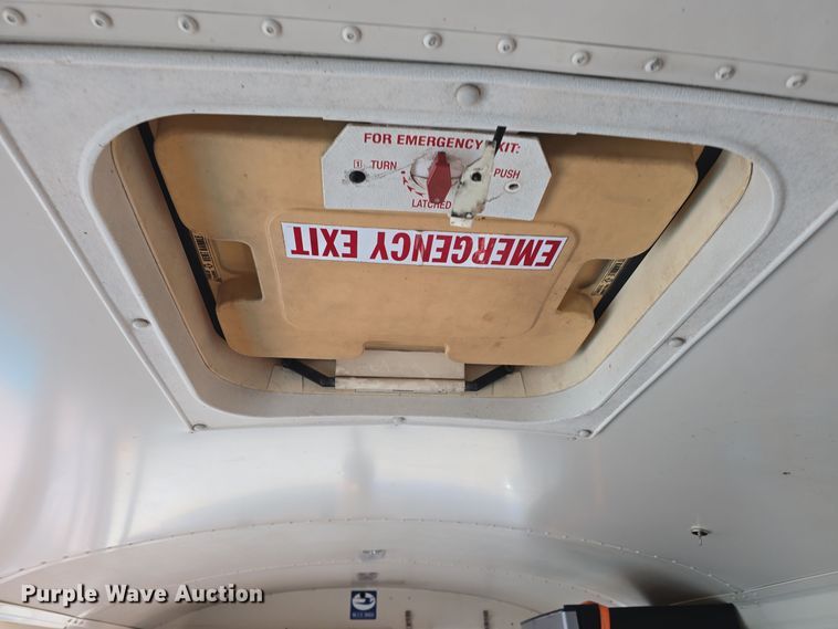 image for item DO7740 1999 Freightliner  FS65 bus