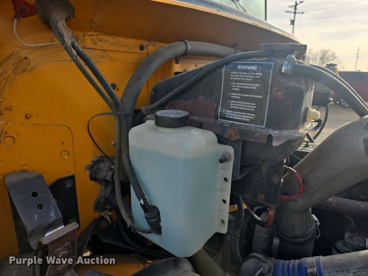 image for item DO7740 1999 Freightliner  FS65 bus