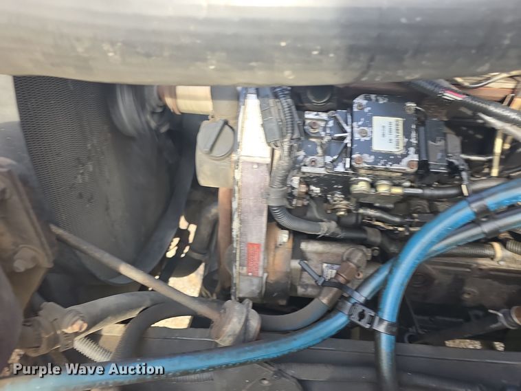 image for item DO7740 1999 Freightliner  FS65 bus