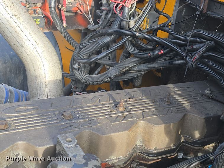 image for item DO7740 1999 Freightliner  FS65 bus