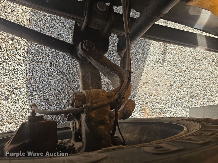 image for item DO7740 1999 Freightliner  FS65 bus