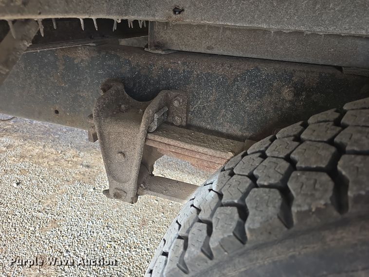 image for item DO7740 1999 Freightliner  FS65 bus