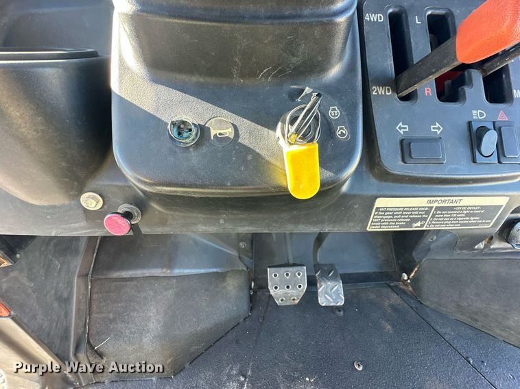 image for item DP6092 Kubota RTV900 utility vehicle