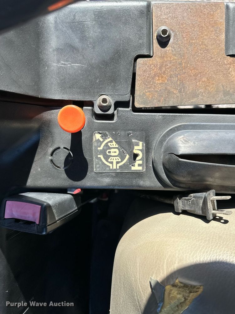 image for item DP6092 Kubota RTV900 utility vehicle