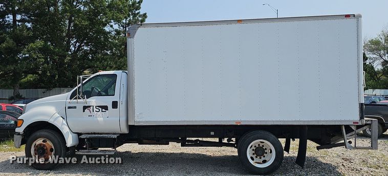 image for item DP6595 2005 Ford F750 Super Duty XL box truck