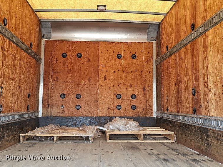 image for item DP6595 2005 Ford F750 Super Duty XL box truck