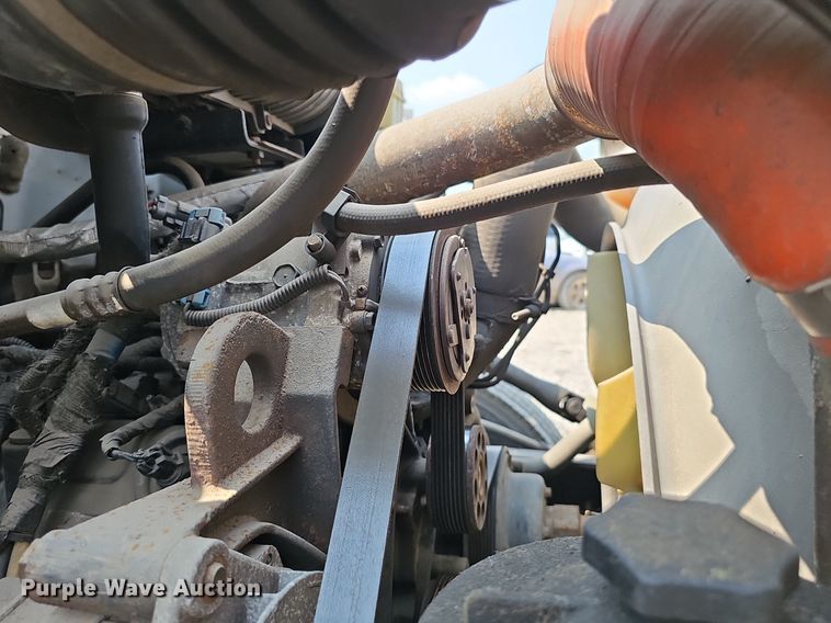 image for item DP6595 2005 Ford F750 Super Duty XL box truck