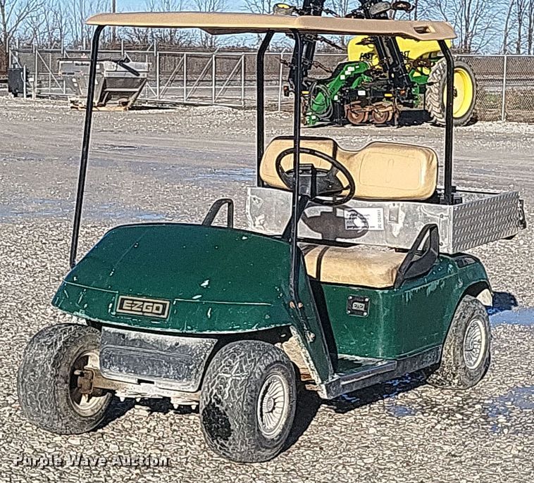 image for item DQ3857 EZ-GO G499 golf cart