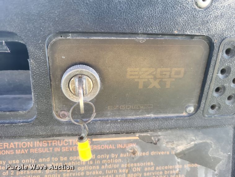 image for item DQ3857 EZ-GO G499 golf cart