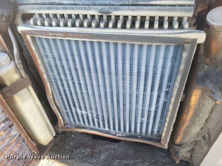 image for item DQ3862 Case 85XT skid steer loader