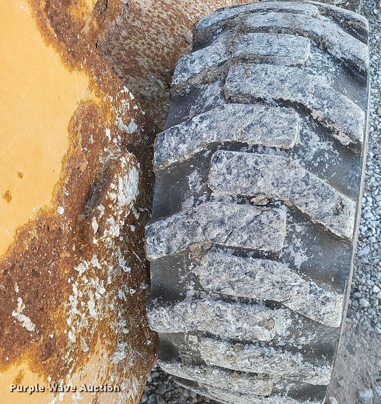 image for item DQ3862 Case 85XT skid steer loader