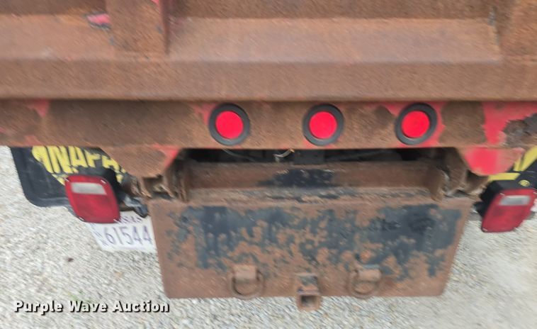 image for item DQ5288 2004 Ford F550 Super Duty XL dump truck