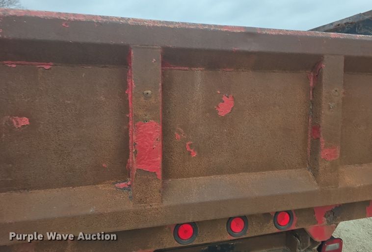 image for item DQ5288 2004 Ford F550 Super Duty XL dump truck